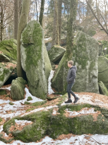 Médonnet boulders in wintertime © montblancfamilyfun.com